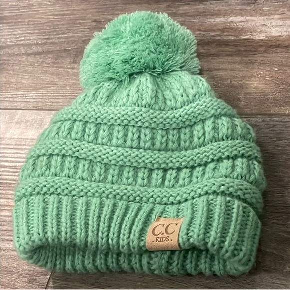 CC kids knit beanie lot green/pink/gray - Picture 3 of 13